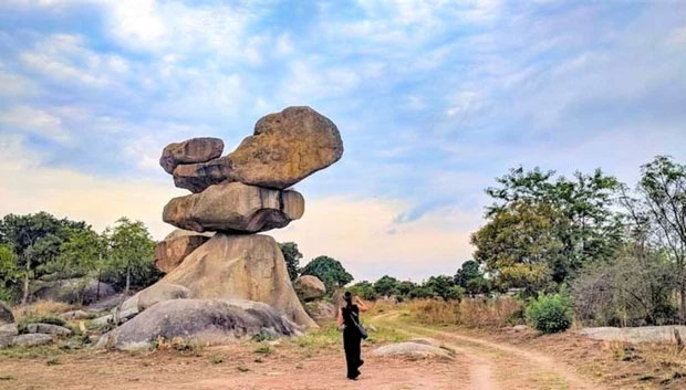Tảng đá Chiremba, Zimbabwe